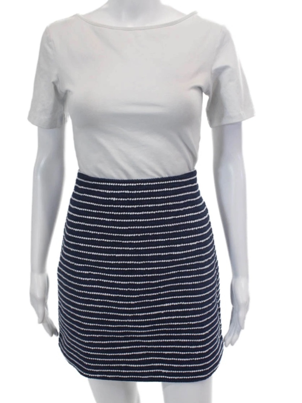J. Crew Navy and White Striped Knit Mini Skirt size 4 tiny mark
